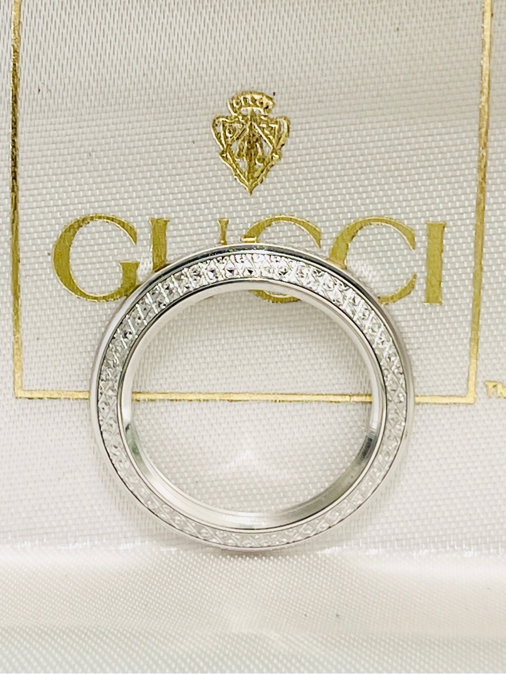 Gucci SILVER Diamond Cut Bezel for the vintage changeable bezel watch